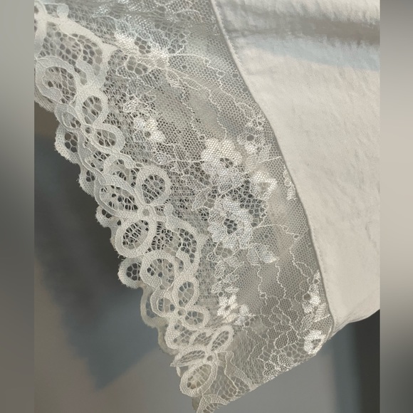 “Bride” Robe - Picture 4 of 7